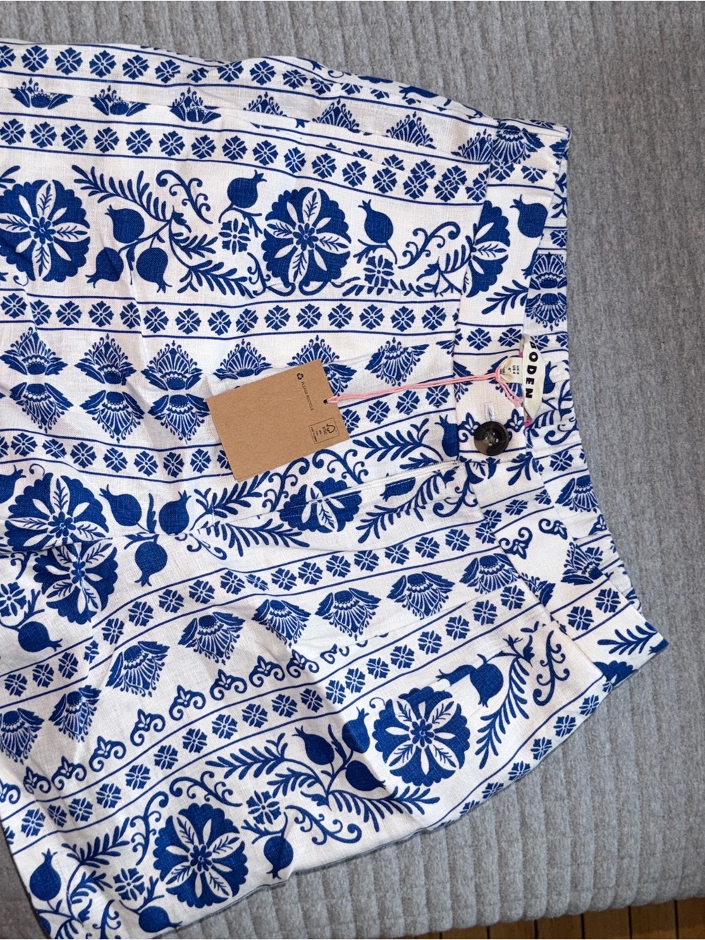 NWT Boden Blue White Floral Linen Look Shorts Coastal US 4